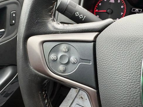 Used 2022 GMC Canyon AT4 image 26