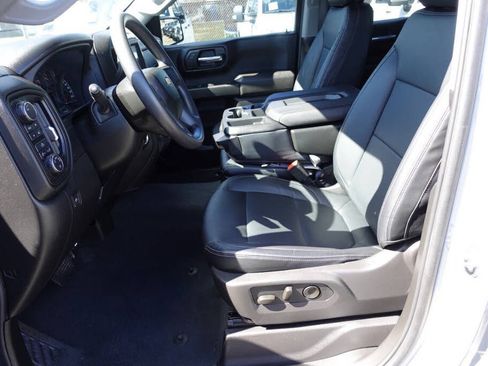 Used 2024 Chevrolet Silverado 1500 Custom AWD/4WD image 18