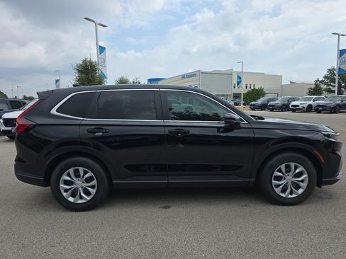 Certified 2026 Honda CR-V LX image 9