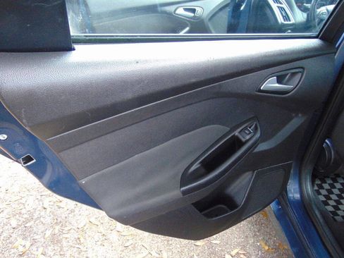 Used 2018 Ford Focus ST image 19