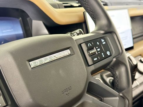 Used 2025 Land Rover Defender 130 S image 20