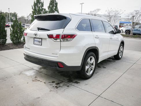 Used 2016 Toyota Highlander Limited image 9