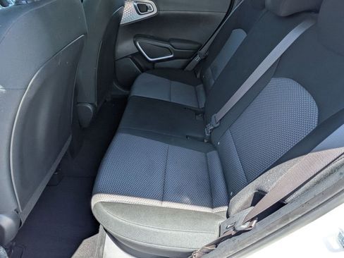 Used 2023 Kia Soul LX w/ Option Group 015 FWD image 17