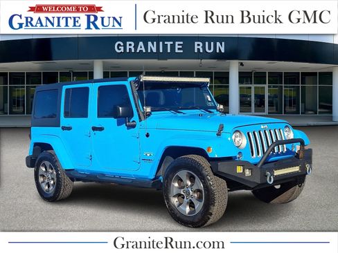 Used 2017 Jeep Wrangler Unlimited Sahara w/ Connectivity Group image 1