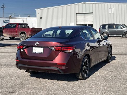 Used 2024 Nissan Sentra SV image 7