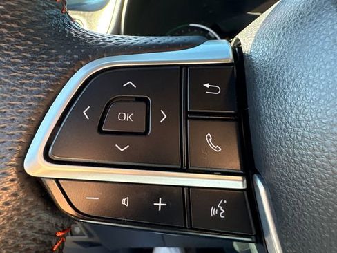 Used 2024 Toyota Sienna XSE image 29