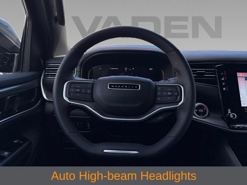Certified 2024 Jeep Wagoneer L Series III w/ Flexible Seating Group AWD/4WD image 10