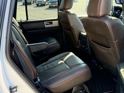 Used 2015 Ford Expedition King Ranch AWD/4WD image 32
