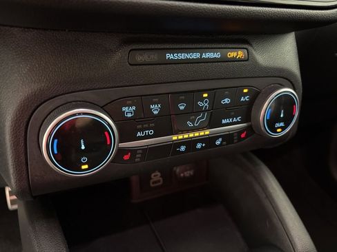 Used 2024 Ford Escape ST-Line image 33