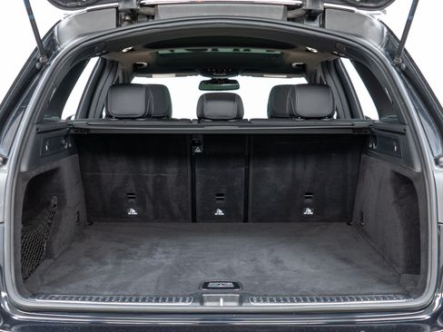 Used 2018 Mercedes-Benz GLC 300 4MATIC image 10