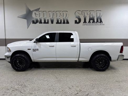 Used 2020 RAM 1500 Classic SLT image 1