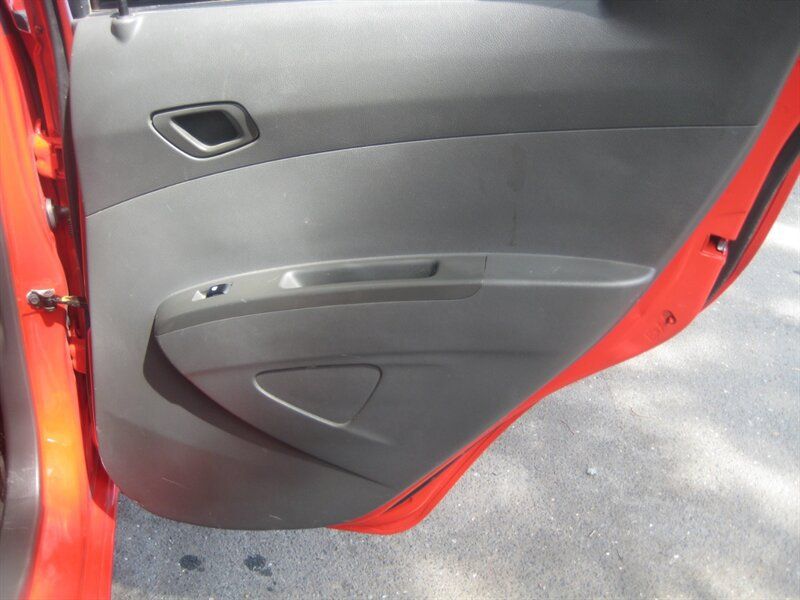 Used 2014 Chevrolet Spark LT FWD image 8