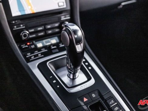 Used 2019 Porsche 911 Carrera 4S image 13