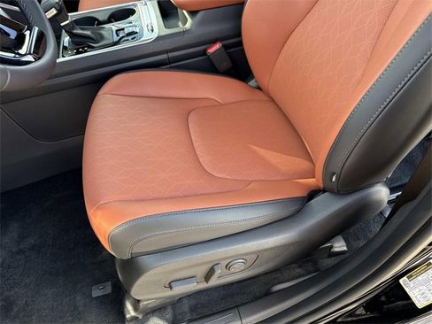 New 2026 Kia Carnival SX image 14