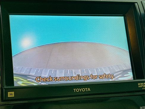 Used 2011 Toyota Sequoia Platinum image 23