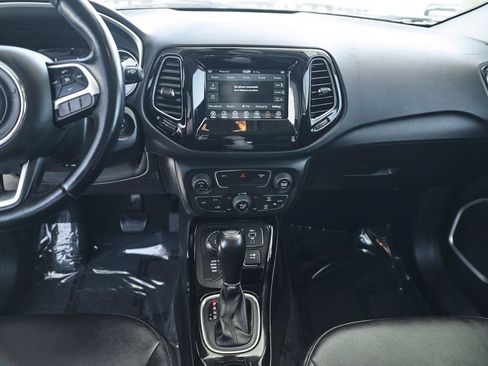 Used 2021 Jeep Compass Latitude AWD/4WD image 29