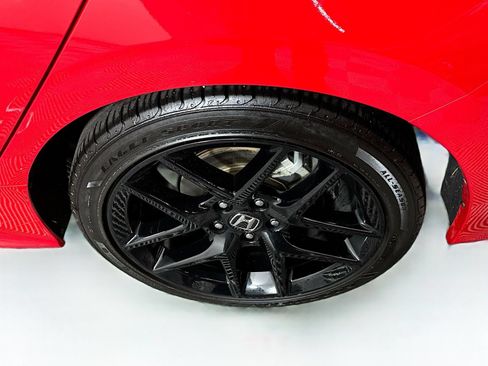 Used 2023 Honda Civic Sport image 5