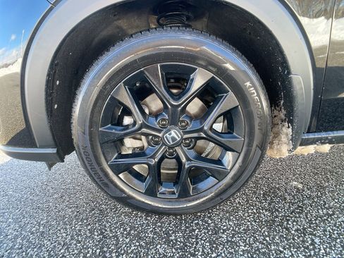 Used 2024 Honda HR-V Sport image 11