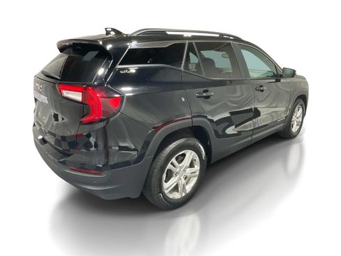 Used 2023 GMC Terrain SLE w/ Driver Convenience Package FWD image 6