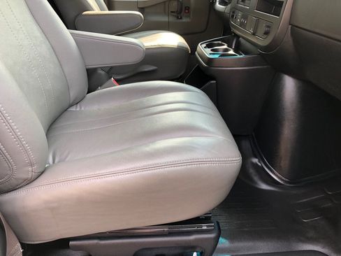 Used 2023 GMC Savana 2500 Extended w/ Driver Convenience Package RWD image 24