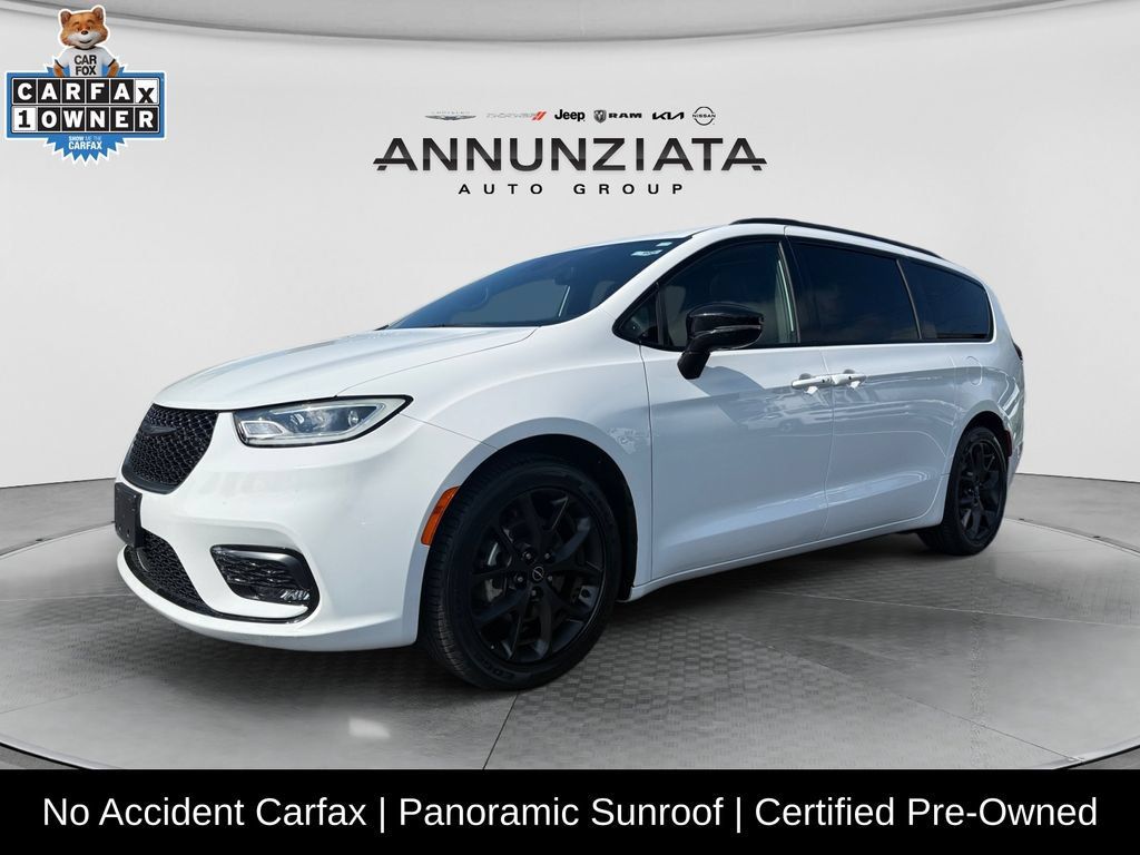 Used 2025 Chrysler Pacifica Limited FWD image 1