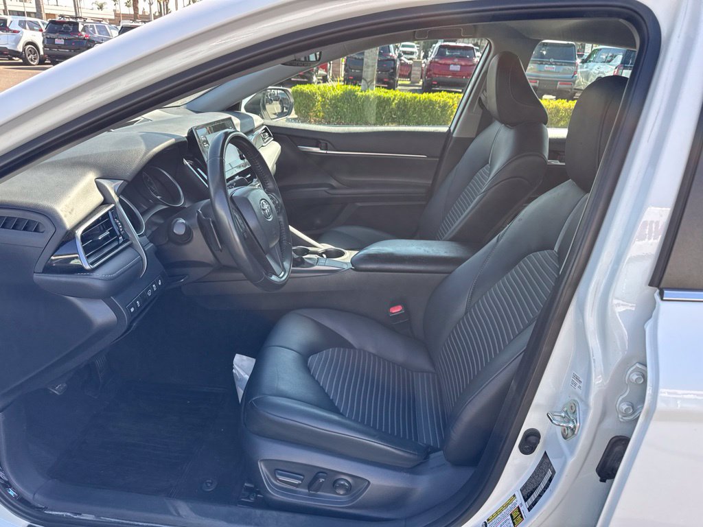 Used 2024 Toyota Camry SE w/ Cold Weather Package FWD image 17