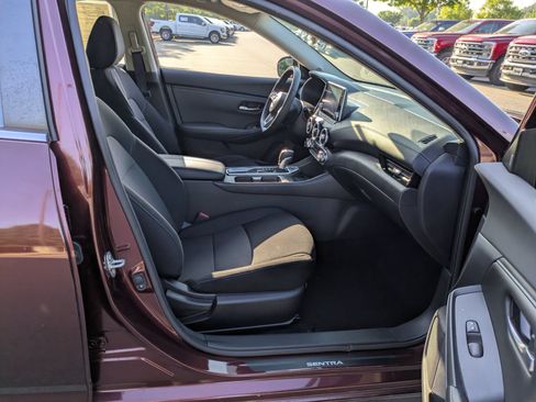 Used 2022 Nissan Sentra SV w/ All-Weather Package FWD image 36