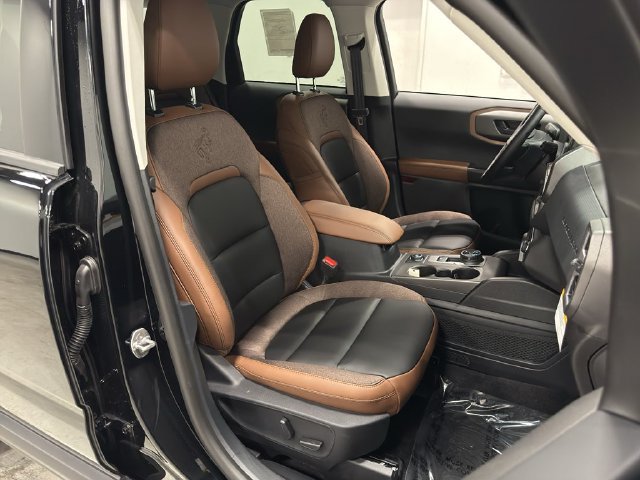 Used 2026 Ford Bronco Sport Outer Banks w/ Outer Banks Tech Package+ AWD/4WD image 27