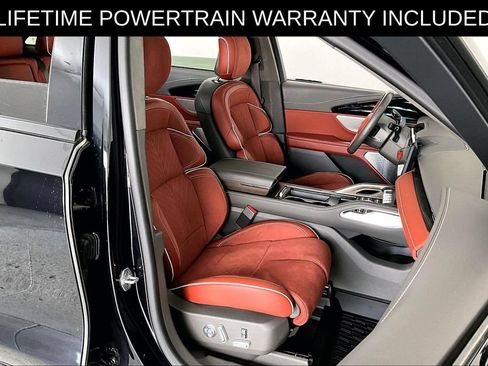 Used 2024 Lincoln Nautilus Black Label AWD/4WD image 9