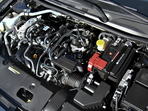 Used 2025 Nissan Sentra SV FWD image 40