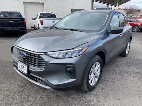 Certified 2025 Ford Escape Active image 2