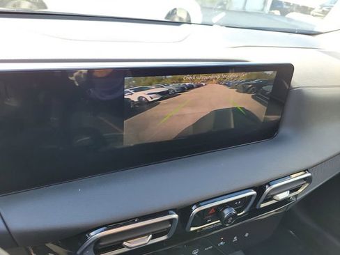 New 2026 Nissan Sentra SR w/ Floor Mat Package image 16