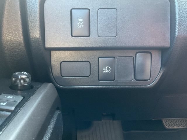 Used 2023 Toyota Tacoma SR5 RWD image 28