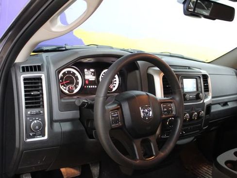 Used 2018 RAM 1500 Outdoorsman AWD/4WD image 14
