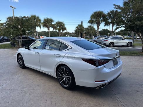 New 2025 Lexus ES 350 w/ Premium Package image 5