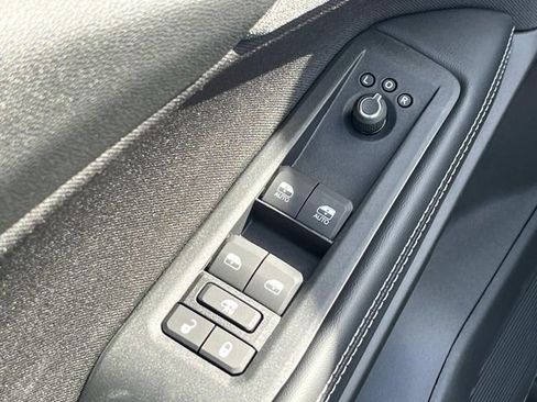 New 2026 Jeep Cherokee Laredo image 21