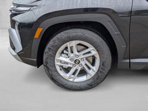 New 2026 Hyundai Tucson SE image 10