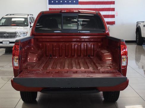 Used 2015 Nissan Frontier Desert Runner RWD image 31