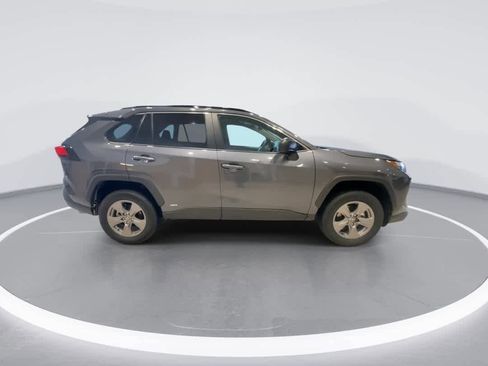 Used 2025 Toyota RAV4 LE image 9