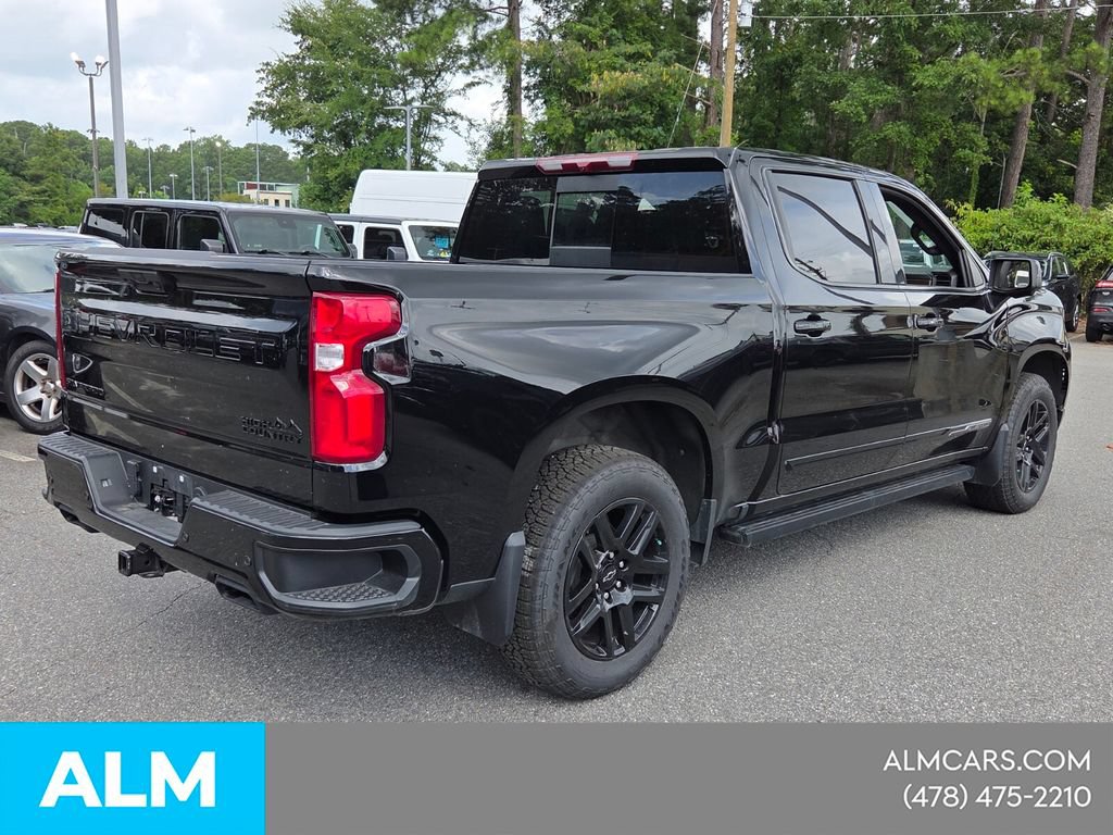 Used 2024 Chevrolet Silverado 1500 High Country w/ Midnight Edition AWD/4WD image 11