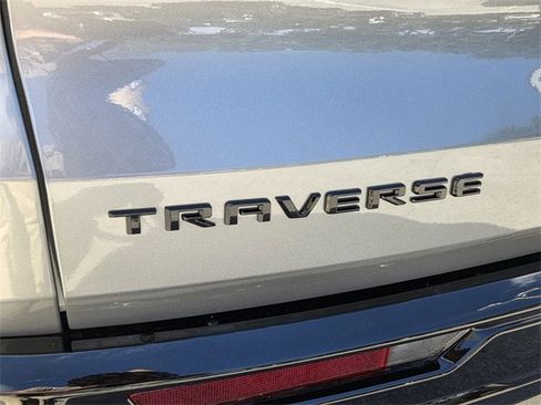 New 2026 Chevrolet Traverse RS image 22
