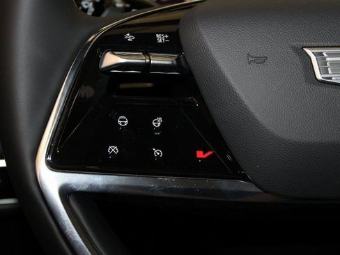 New 2025 Cadillac Escalade IQ Sport 1 w/ LPO, ONYX Package image 29