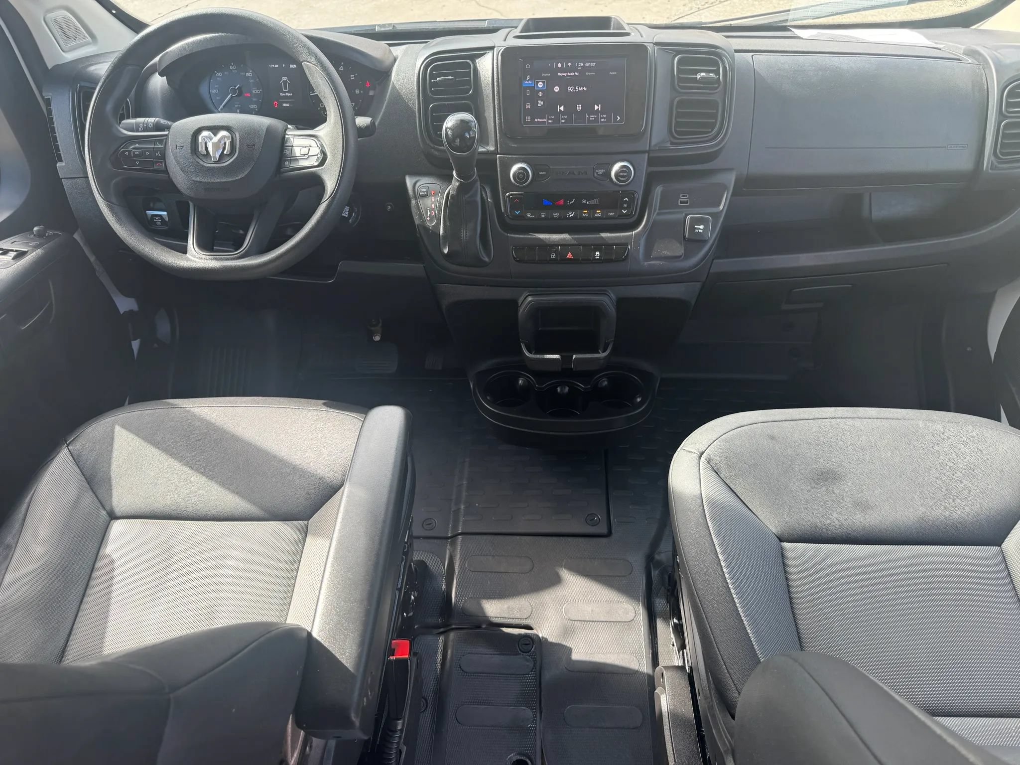 Used 2025 RAM ProMaster 2500 w/ Convenience Group FWD image 12