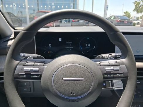 Used 2024 Hyundai Sonata Limited FWD image 8