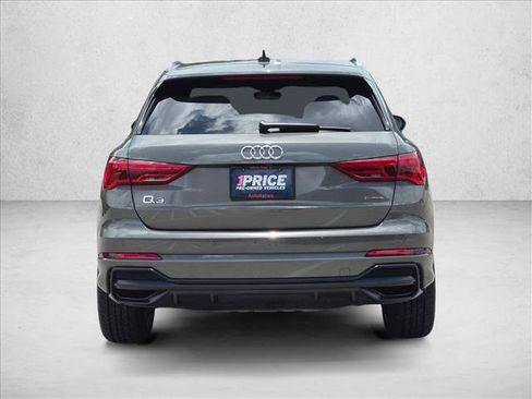 Used 2022 Audi Q3 2.0T Premium Plus w/ Premium Plus Package AWD/4WD image 6