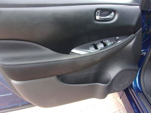 Used 2021 Nissan Leaf SV Plus w/ SV Plus Technology Package FWD image 18