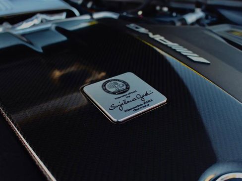 Used 2018 Mercedes-Benz AMG GT R image 37