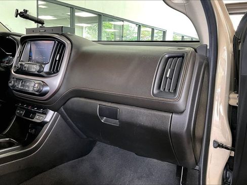 Used 2022 GMC Canyon AT4 w/ Trailering Package AWD/4WD image 24