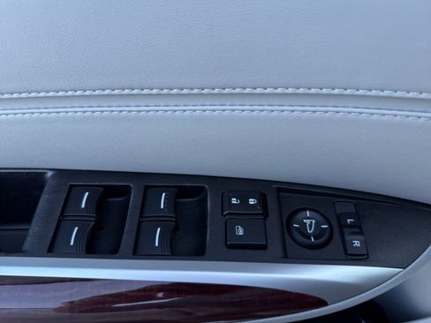 Used 2017 Acura TLX w/Technology Pkg image 25