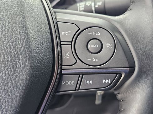 Used 2023 Toyota Camry SE image 21